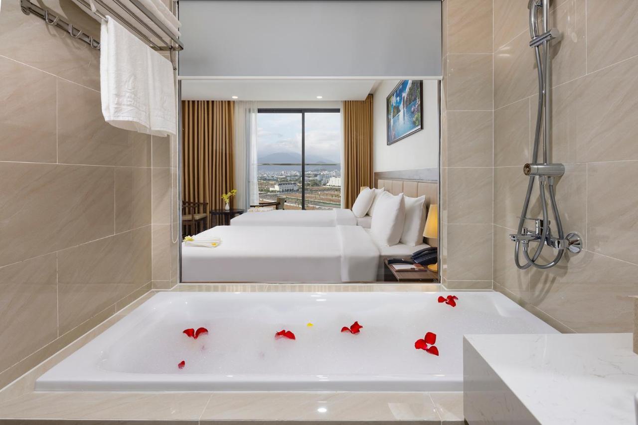 Miracle Luxury Nha Trang Hotel Luaran gambar